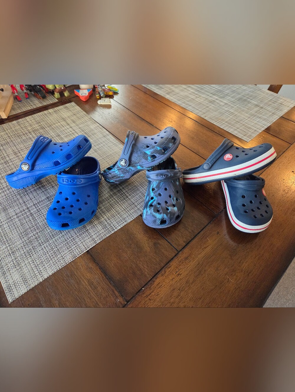CROCS Kids' Classic Clogs Size 10 Bundle